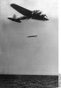 Bundesarchiv Bild 183-L20414, Torpedoangriff mit Heinkel He 111