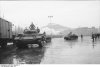 bundesarchiv bild 101i-782-0002-12 italien panzer iii und ii neben eisenbahn